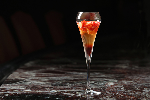 フルーツシャンパンカクテル 苺