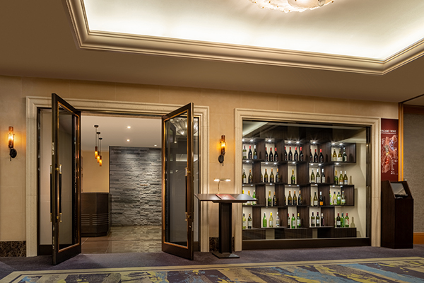 皇華 店舗入り口画像