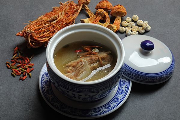 スペアリブ入り広州式蒸しスープ画像