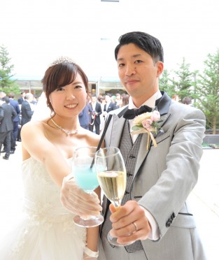 https://nagano.metropolitan.jp/wedding/couplereport/chiaki_rina_wd/